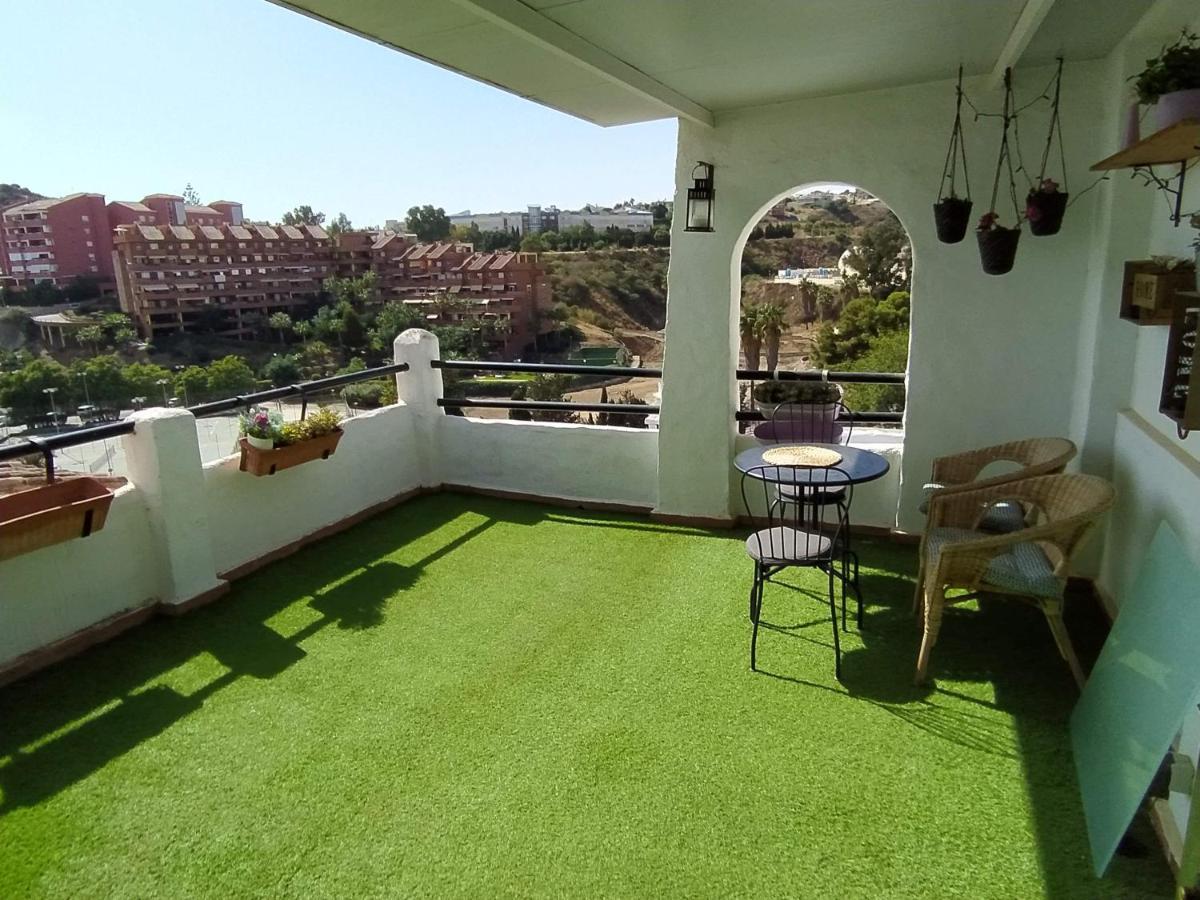Apartament Pueblo Evita Pres De La Avec Piscine